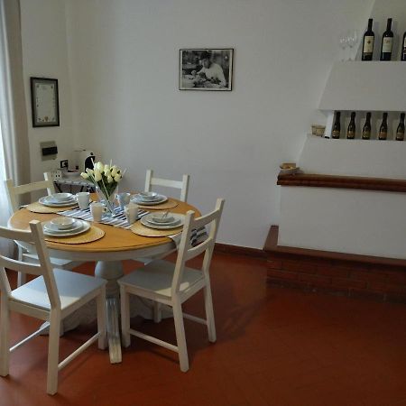 Apartamento Relax Nel Borgo, La Fontana Campagnano Di Roma Exterior foto
