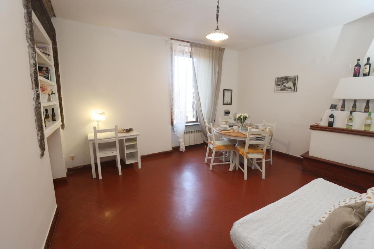 Apartamento Relax Nel Borgo, La Fontana Campagnano Di Roma Exterior foto